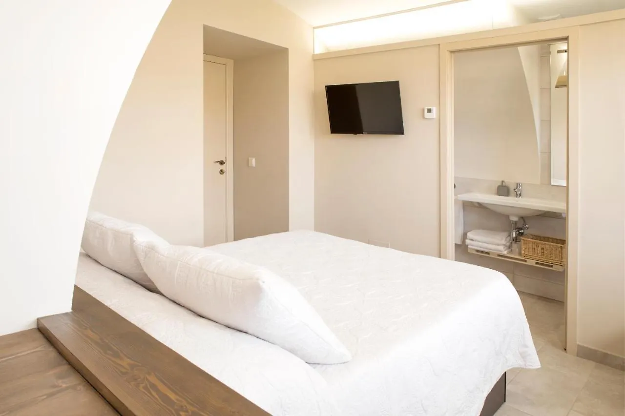 Habitacions Placa Major Santa Pau 2*,